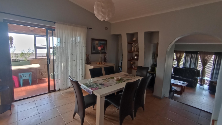 4 Bedroom Property for Sale in Vredenburg Western Cape